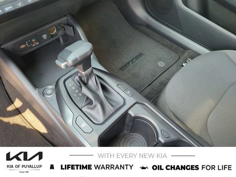 New 2026 Kia K4 FWD image 23