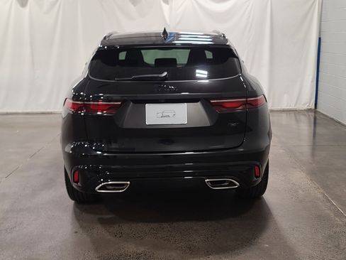 New 2026 Jaguar F-PACE R-Dynamic S image 8