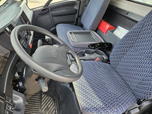 New 2026 Isuzu NPR RWD image 11