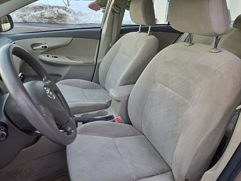 Used 2009 Toyota Corolla LE image 11