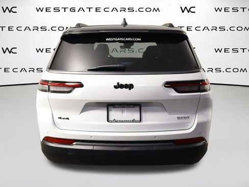 New 2026 Jeep Grand Cherokee L Limited AWD/4WD image 4