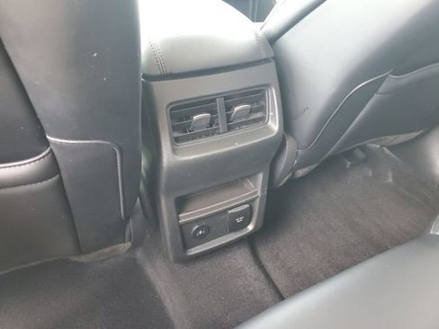 Certified 2024 Ford Edge SEL w/ Convenience Package AWD/4WD image 25