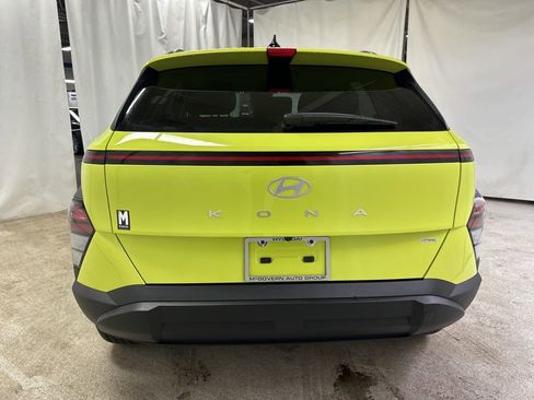 Used 2025 Hyundai Kona SEL image 4