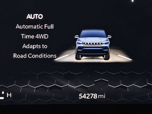 Used 2022 Jeep Compass Limited w/ Elite Group AWD/4WD image 11