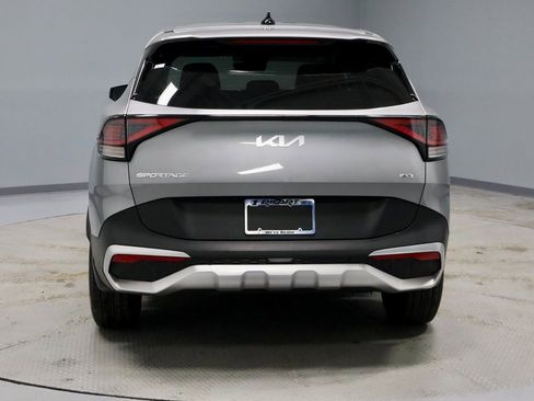 Used 2023 Kia Sportage LX image 10