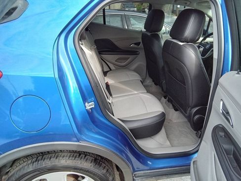 Used 2015 Buick Encore FWD image 6