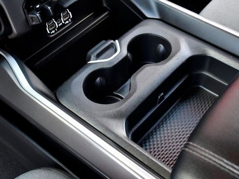 Used 2023 RAM 2500 Big Horn w/ Level 1 Equipment Group image 25