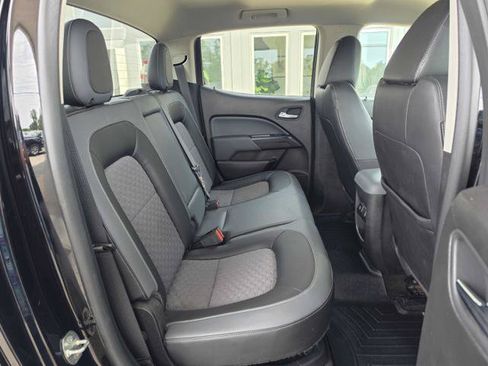 Used 2015 Chevrolet Colorado Z71 AWD/4WD image 17