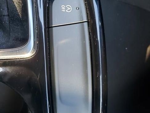 Used 2025 Chevrolet Trax ACTIV w/ Driver Confidence Package image 18