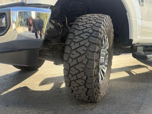 Used 2021 Ford F250 Lariat w/ Lariat Value Package image 31