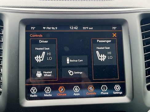 Used 2022 Jeep Cherokee Latitude Lux AWD/4WD image 19