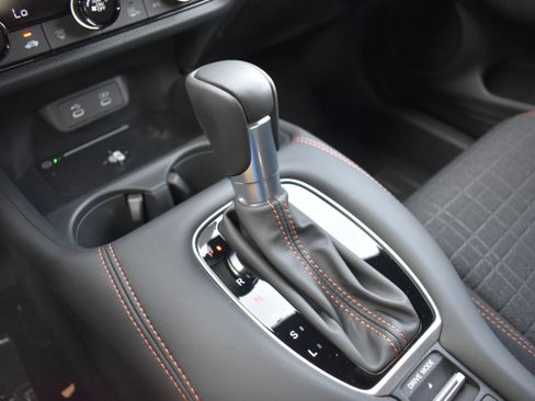 Used 2026 Honda HR-V Sport image 16