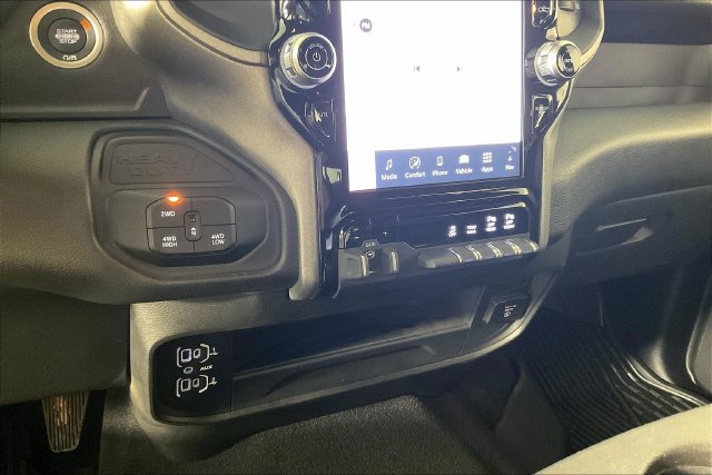 Used 2025 RAM 2500 Tradesman AWD/4WD image 15