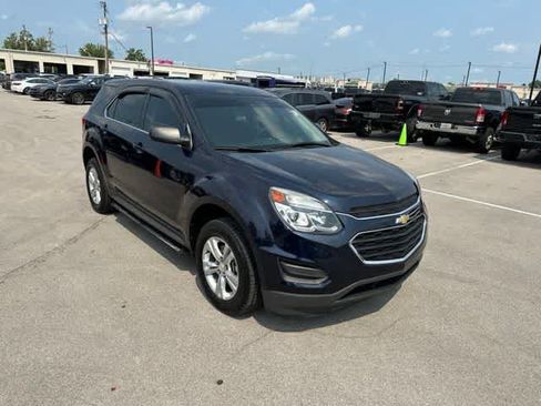 Used 2017 Chevrolet Equinox LS FWD image 22