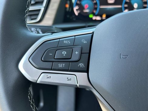 New 2026 Volkswagen Atlas SE FWD image 32