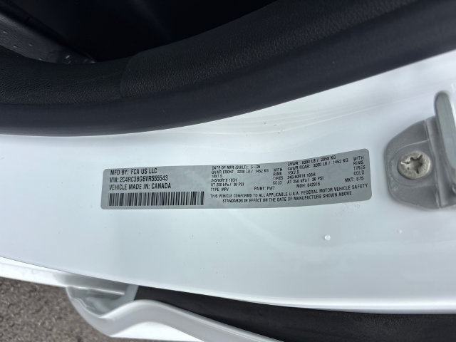 New 2027 Chrysler Pacifica Select w/ Family Tech Group AWD/4WD image 38