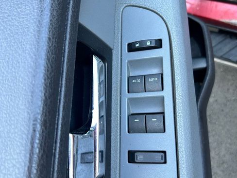 Used 2013 Ford F150 XLT w/ XLT Chrome Pkg image 6