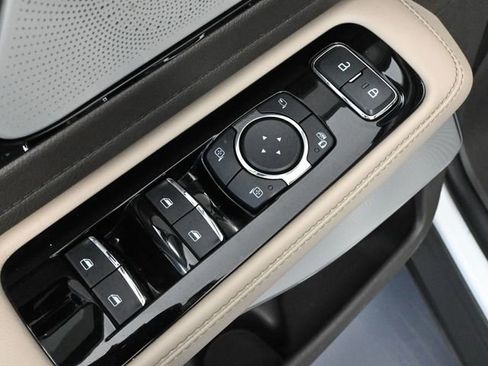 Used 2023 Lincoln Aviator Reserve w/ Equipment Group 201A image 22