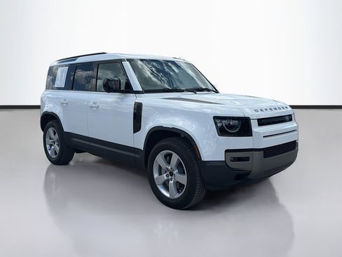 Used 2026 Land Rover Defender 110 S AWD/4WD image 7