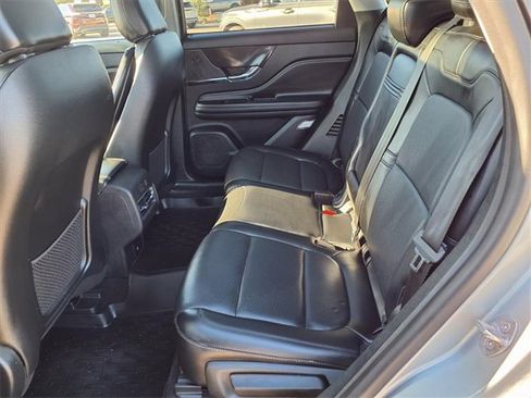 Used 2021 Lincoln Corsair FWD w/ Premium Package image 9