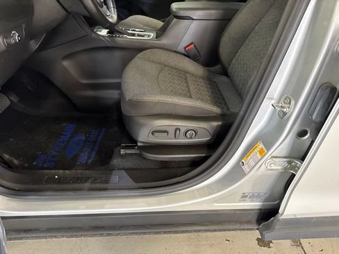 Used 2022 Chevrolet Equinox LT FWD image 30