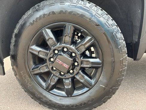 Certified 2024 GMC Sierra 3500 AT4 w/ AT4 Premium Plus Package AWD/4WD image 9