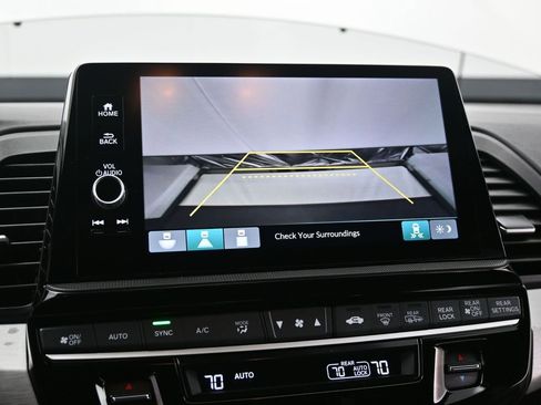 Used 2025 Honda Odyssey Sport-L image 17