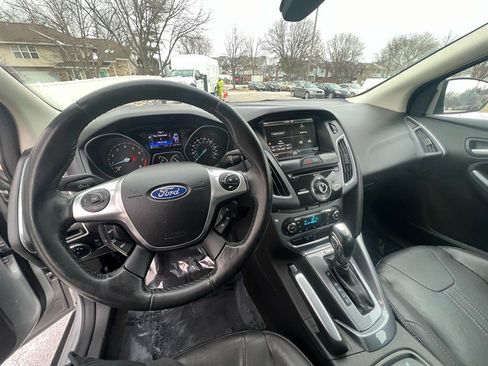 Used 2012 Ford Focus Titanium image 33