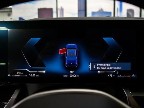 Used 2026 BMW 530i xDrive w/ Executive Package image 16