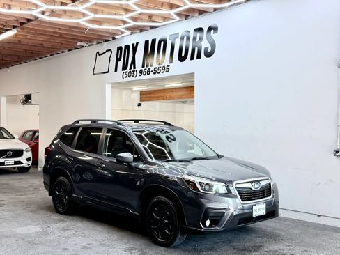 Used 2021 Subaru Forester Premium AWD/4WD image 1