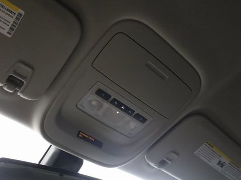 Used 2020 Chevrolet Colorado ZR2 image 23