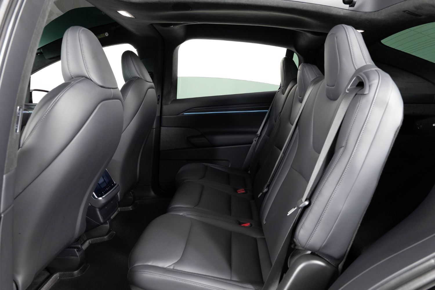 Used 2023 Tesla Model X AWD/4WD image 19