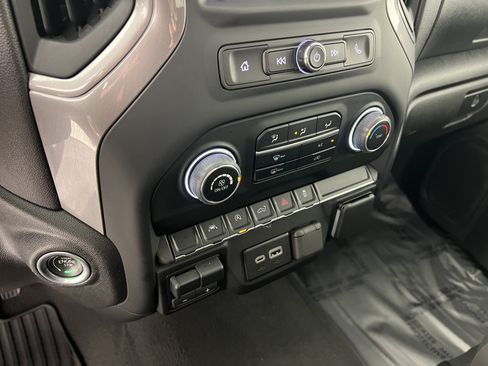 Used 2023 Chevrolet Silverado 1500 Custom AWD/4WD image 30