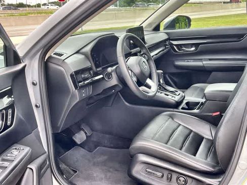 Used 2024 Honda CR-V EX-L image 3