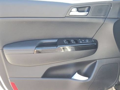 Used 2021 Kia Sportage S w/ S FWD Premium Package image 25
