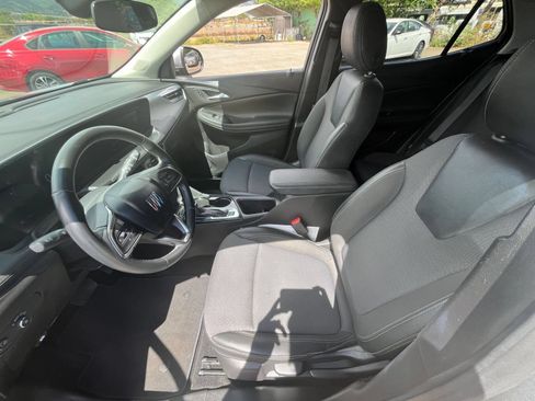 Used 2025 Buick Encore GX Preferred FWD image 24