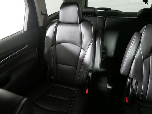 Used 2021 Buick Enclave Avenir w/ Avenir Technology Package image 12