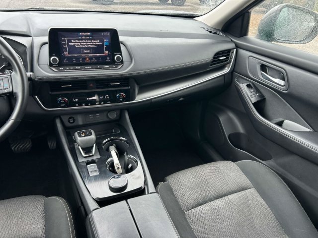 Certified 2025 Nissan Rogue SV AWD/4WD image 16