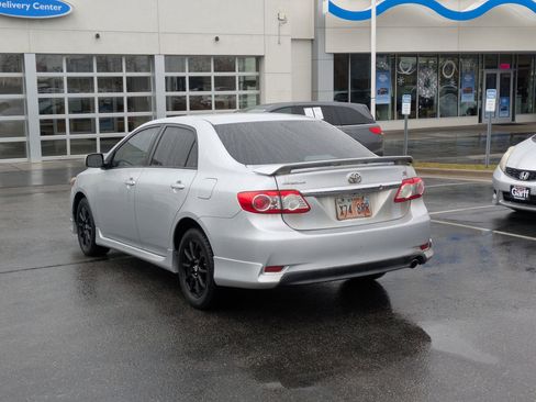 Used 2013 Toyota Corolla S image 8