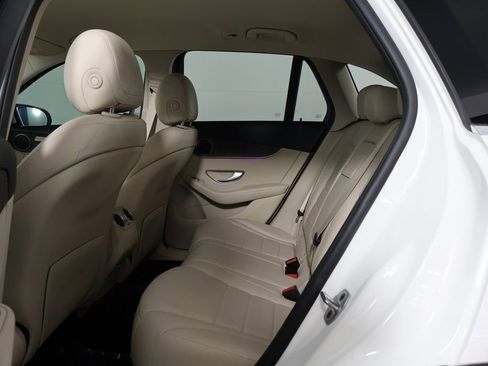 Certified 2022 Mercedes-Benz GLC 300 image 11