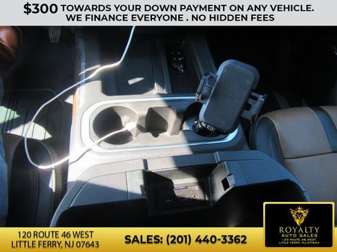 Used 2019 Chevrolet Silverado 1500 High Country w/ Z71 Off-Road Package image 35