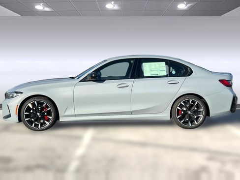 New 2026 BMW 330i Sedan w/ M Sport Package RWD image 2
