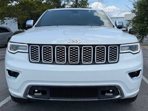Used 2020 Jeep Grand Cherokee Overland AWD/4WD image 2