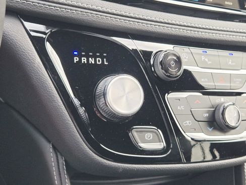 New 2026 Chrysler Pacifica Limited image 30