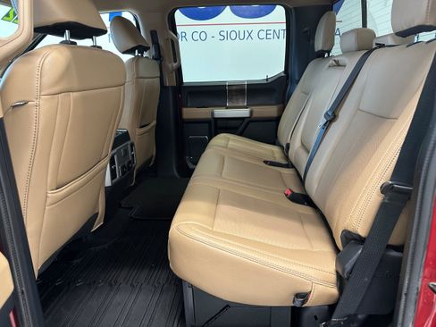 Used 2022 Ford F250 Lariat w/ Chrome Package image 13