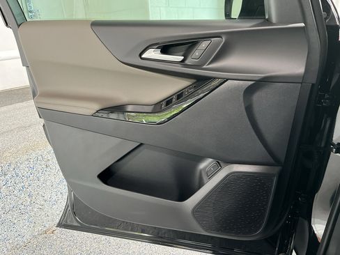 New 2026 Chevrolet Equinox LT FWD image 26