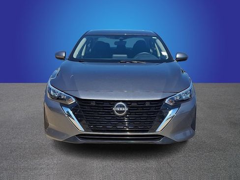 Used 2024 Nissan Sentra SV FWD image 2