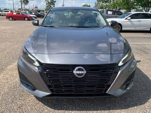 New 2026 Nissan Altima 2.5 SV FWD image 3