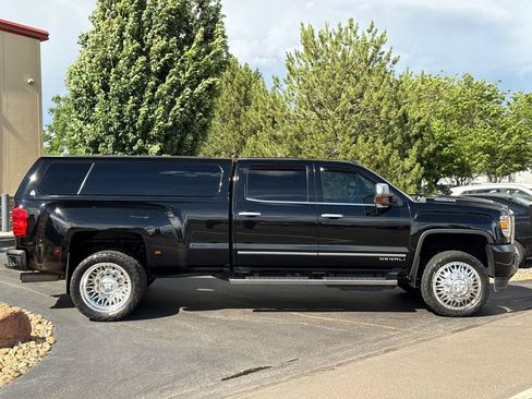 Used 2019 GMC Sierra 3500 Denali w/ Duramax Plus Package AWD/4WD image 5