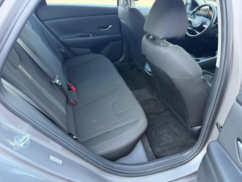Used 2023 Hyundai Elantra SEL w/ Convenience Package FWD image 24